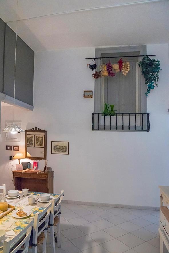 نابولي La Casa Napoletana - Ls Accommodations المظهر الخارجي الصورة