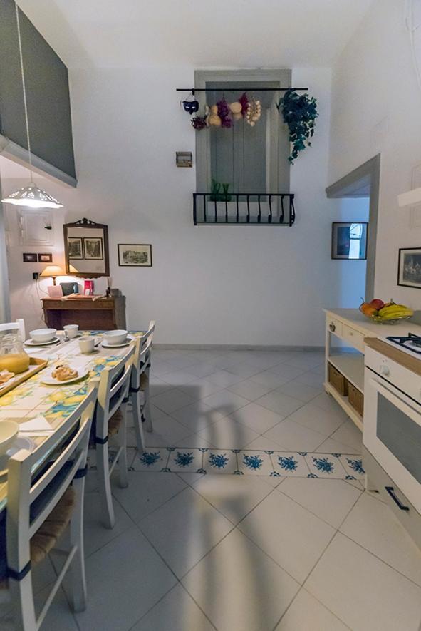 نابولي La Casa Napoletana - Ls Accommodations المظهر الخارجي الصورة