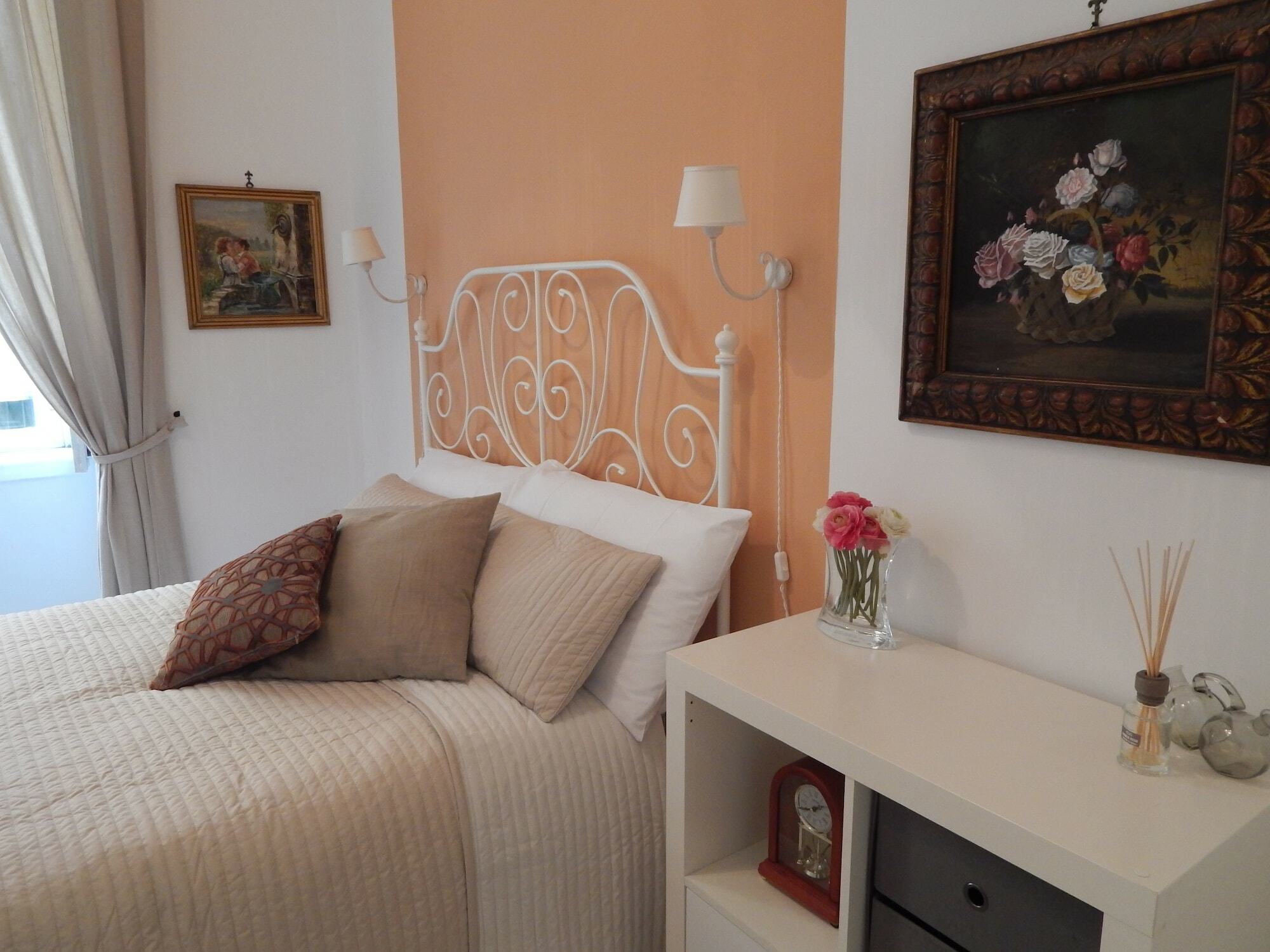 نابولي La Casa Napoletana - Ls Accommodations المظهر الخارجي الصورة