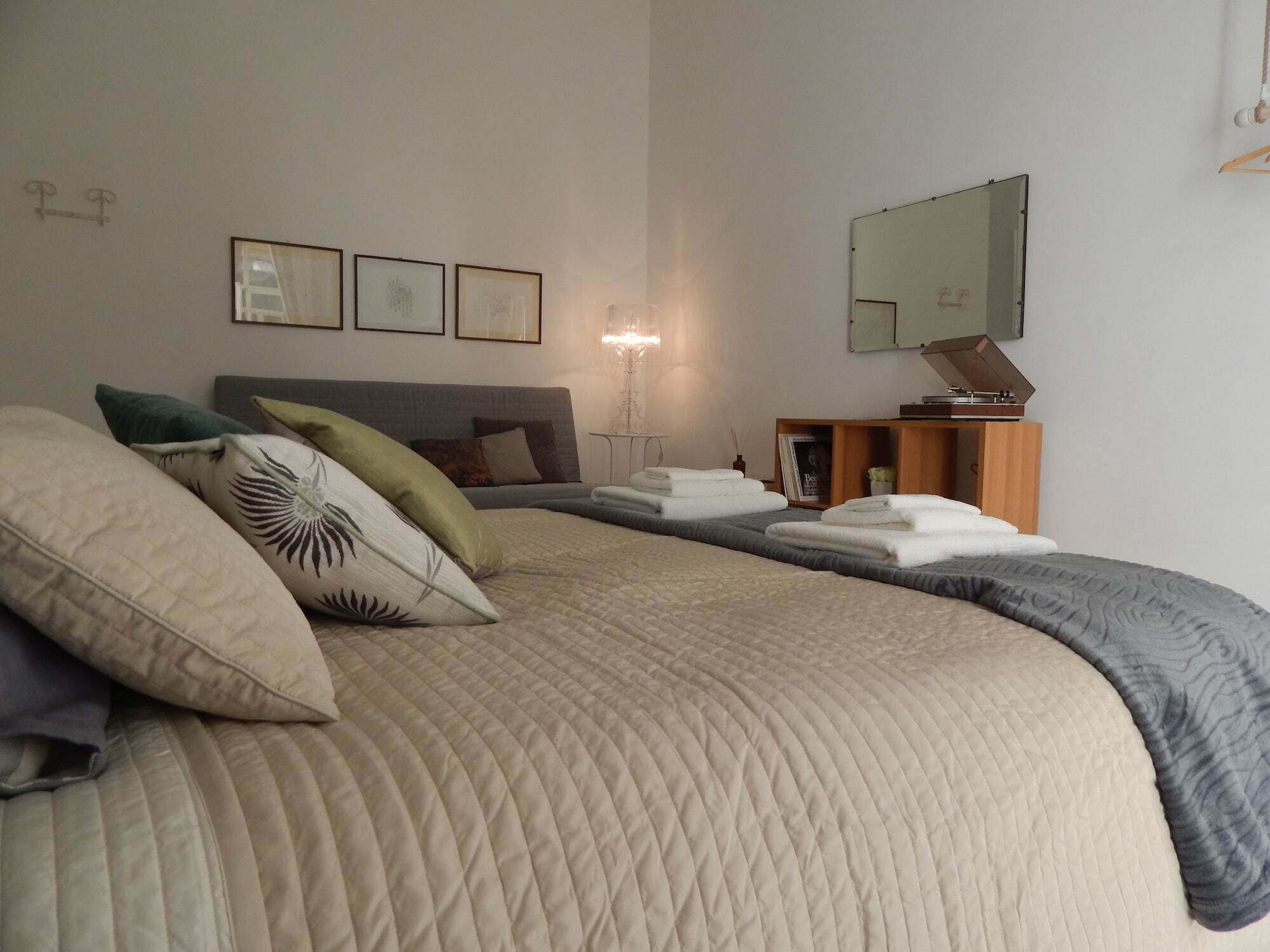 نابولي La Casa Napoletana - Ls Accommodations المظهر الخارجي الصورة